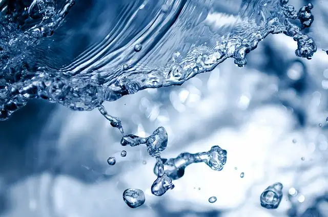 Trinkwasseranalyse & Wassertest auf Schadstoffe für Leitungswasser & Brunnen